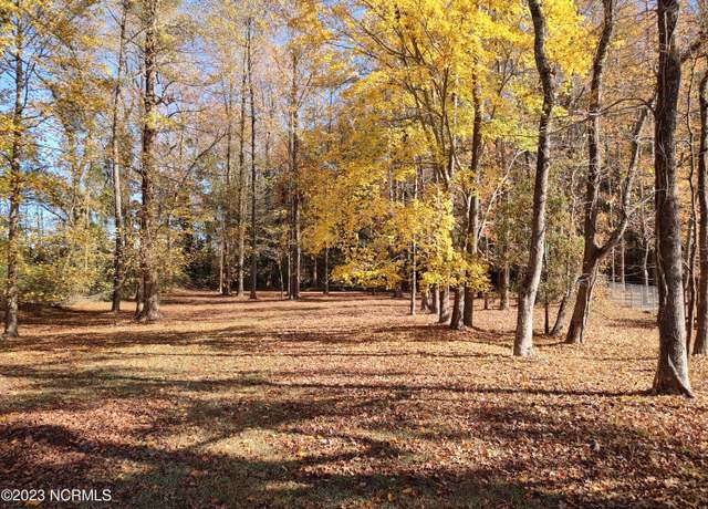 Property at 130 Gambit Ct, Washington, NC 27889