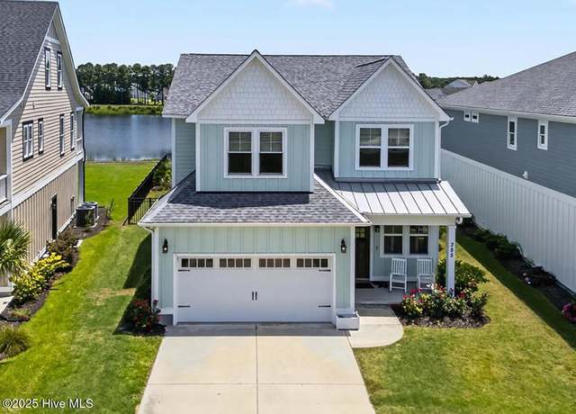 Property at 385 Summerhouse Dr, Holly Ridge, NC 28445, 5 beds, 3.5 baths