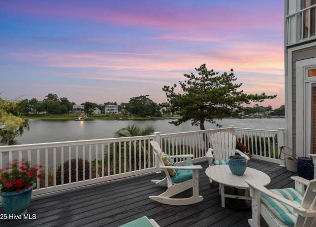 Property at 4437 Midshipman Ct SE, Southport, NC 28461, 4 beds, 4.5 baths