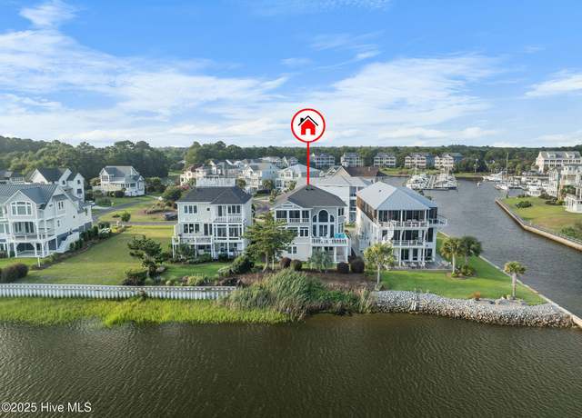 Property at 4437 Midshipman Ct SE, Southport, NC 28461, 3 beds, 4.5 baths