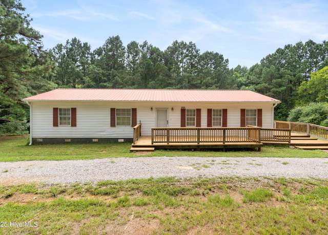 Property at 227 Vernon Rd, Carthage, NC 28327, 1 bed, 2 baths