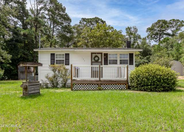 Property at 136 Floyd Pond Ln, Richlands, NC 28574, 2 beds, 1 bath
