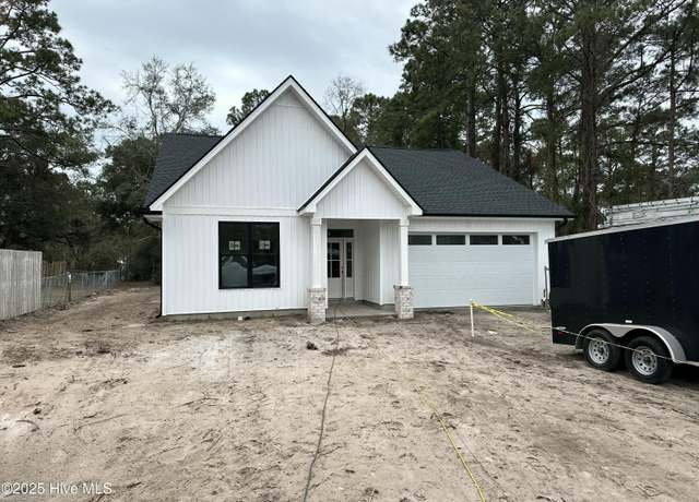 Property at 1857 Seashore Rd SW, Supply, NC 28462, 3 beds, 2 baths