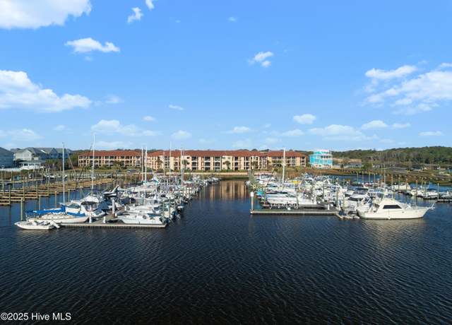 Property at 103 Spencer-farlow Dr, Carolina Beach, NC 28428, 5 beds, 5.5 baths