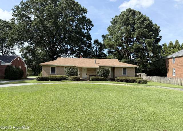 Property at 2007 E Fourth St, Greenville, NC 27858, 4 beds, 2.5 baths