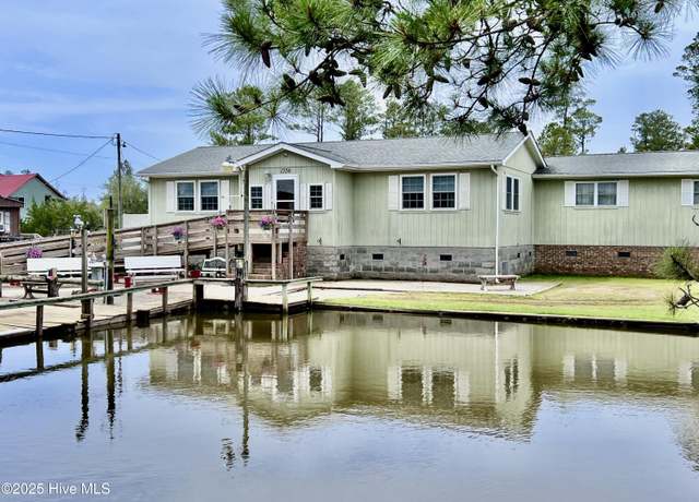 Property at 1556 Farrow Fork Rd, Engelhard, NC 27824, 3 beds, 2 baths