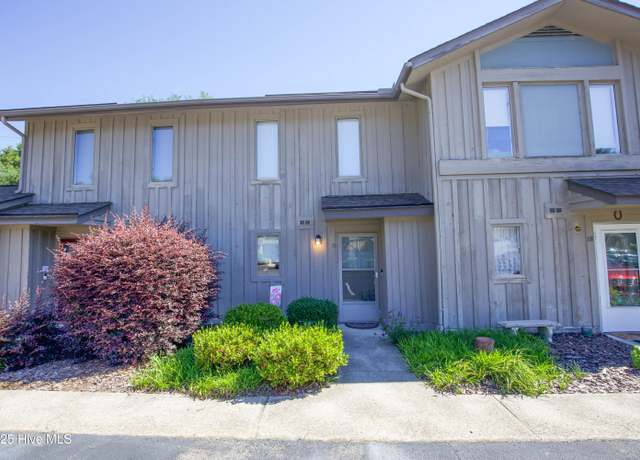 Property at 940 Linden Rd Unit 19, Pinehurst, NC 28374, 2 beds, 1.5 baths