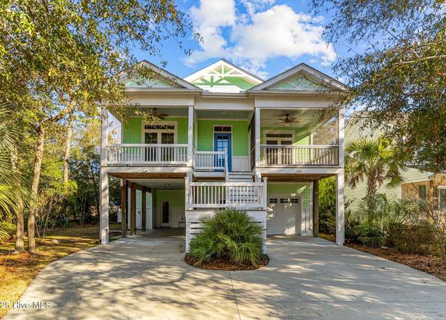 Property at 116 NE 11th St, Oak Island, NC 28465, 3 beds, 2.5 baths
