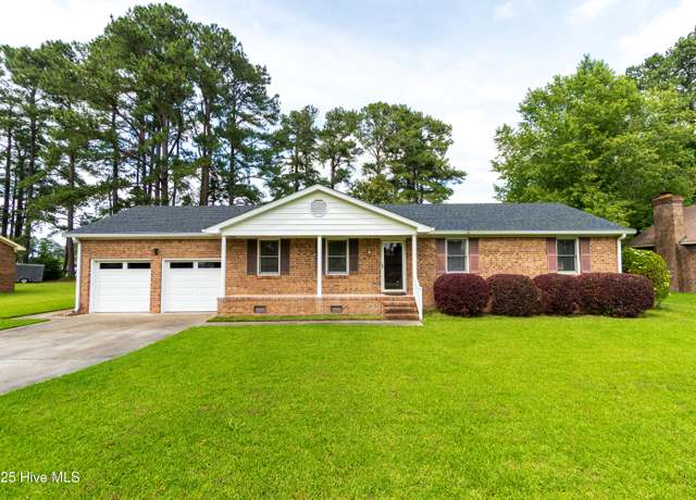 Property at 1538 Clubhouse Rd, Elizabeth City, NC 27909, 3 beds, 2.5 baths