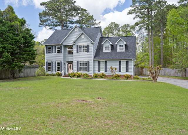 Property at 204 Dockside Dr, Jacksonville, NC 28546, 3 beds, 2.5 baths