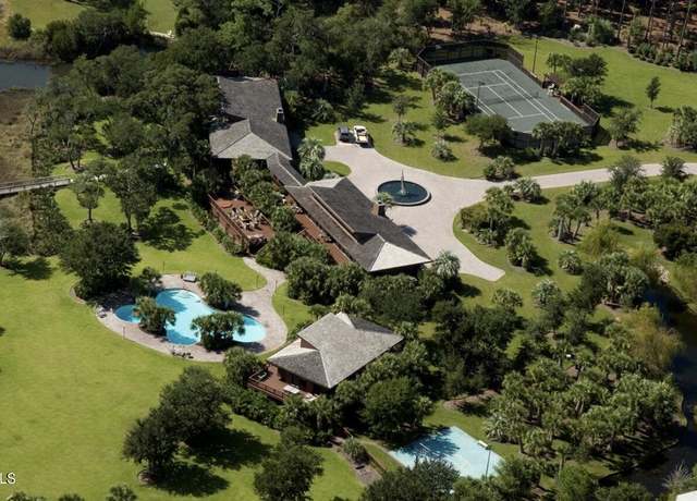 Property at 7422 Sea Lilly Ln, Wilmington, NC 28409, 6 beds, 7.5 baths