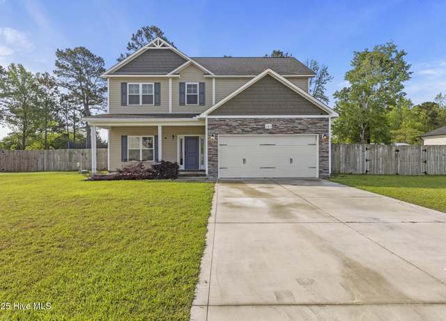 Property at 107 Anderson Ave, Holly Ridge, NC 28445, 3 beds, 2.5 baths