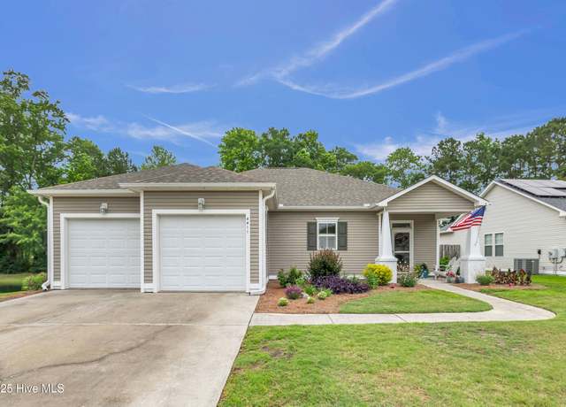Property at 4411 Pine Hollow Dr, Wilmington, NC 28412, 3 beds, 2 baths