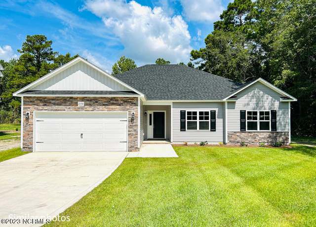 Property at 425 Windermere Rd, Hubert, NC 28539, 3 beds, 2 baths