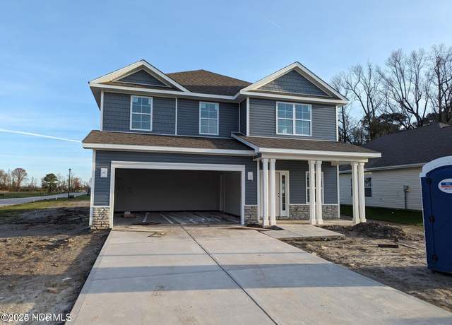 Property at 2998 Boverie St SW, Shallotte, NC 28470, 5 beds, 3.5 baths