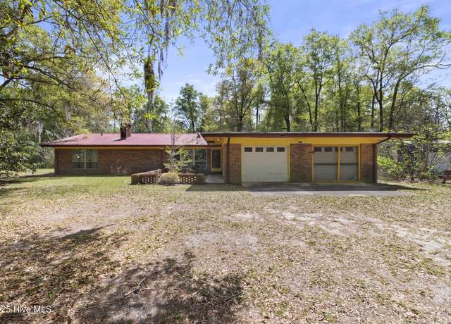 Property at 1618 Nc Highway 11, Kelly, NC 28448, 4 beds, 2 baths