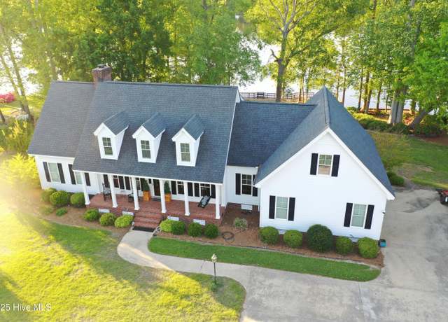 Property at 6392 Waters Edge Dr, Rocky Mount, NC 27803, 3 beds, 3.5 baths