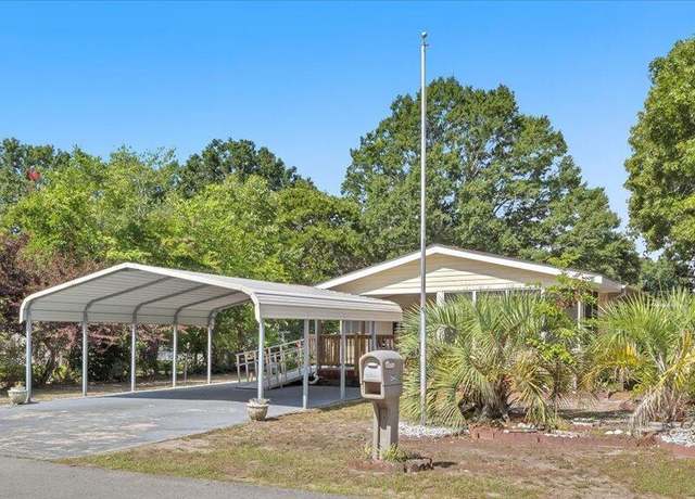 Property at 2043 Dare St SW, Supply, NC 28462, 3 beds, 2 baths
