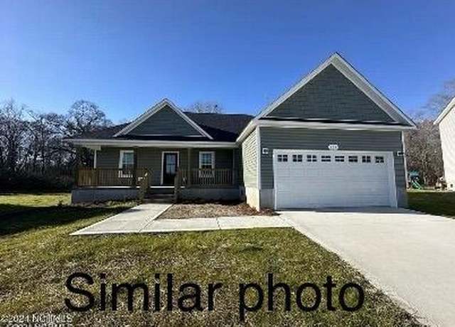 Property at 105 Killis Blvd, Richlands, NC 28574, 3 beds, 2 baths