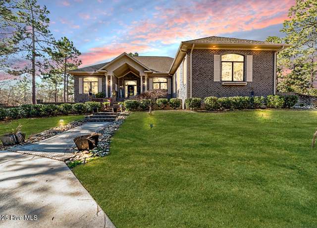 Property at 835 Lake Dornoch Dr, Pinehurst, NC 28374, 3 beds, 4 baths