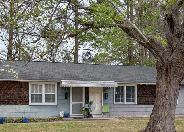 Property at 520-522 Williams St, Jacksonville, NC 28540, 4 beds, 2 baths