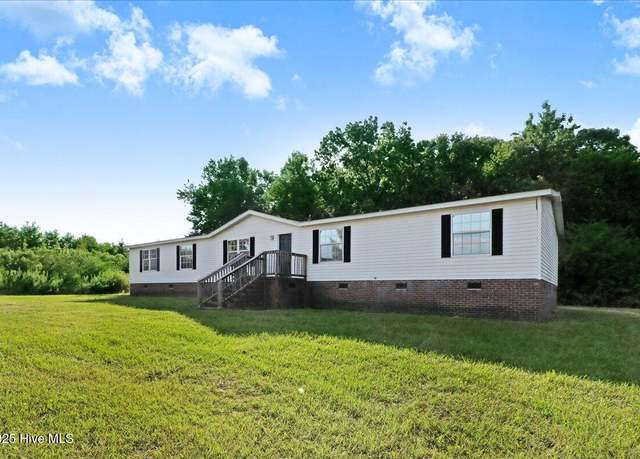 Property at 103 Red Fox Trl, Pikeville, NC 27863, 3 beds, 2 baths