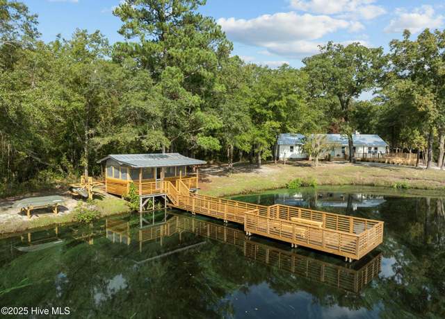 Property at 360 Fontanel Lake Dr, Burgaw, NC 28425, 3 beds, 2 baths