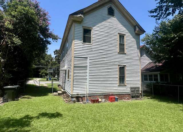 Property at 306 Hill St NE, Wilson, NC 27893, 4 beds, 2 baths