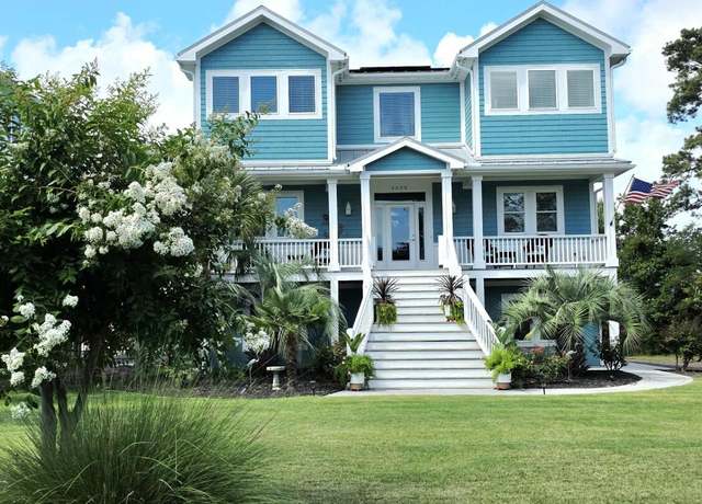 Property at 3608 E Yacht Dr, Oak Island, NC 28465, 4 beds, 4.5 baths