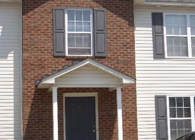 Property at 4125 Dudleys Grant Dr Unit E, Winterville, NC 28590, 3 beds, 2.5 baths