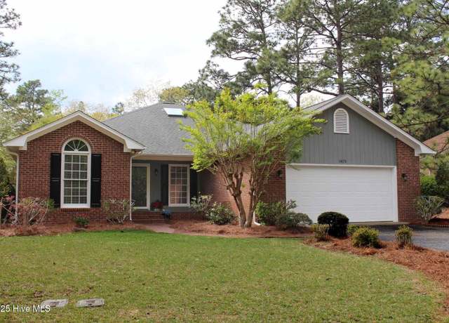 Property at 1475 Monticello Dr, Pinehurst, NC 28374, 3 beds, 2 baths