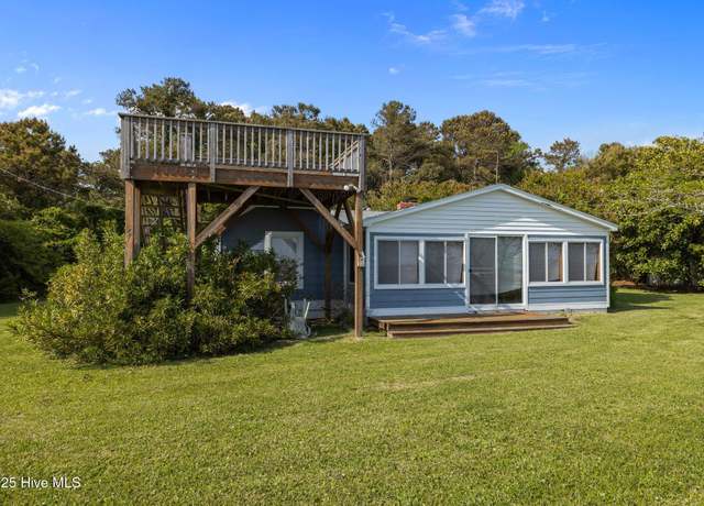 Property at 102 Sleepy Point Rd, Gloucester, NC 28528, 2 beds, 1 bath