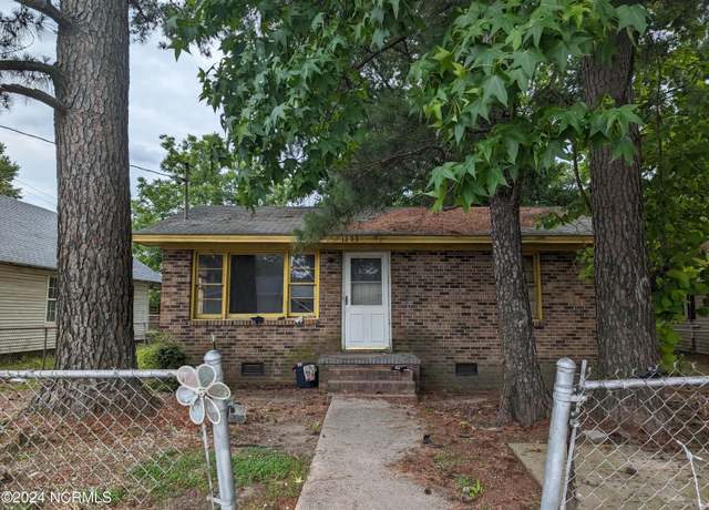 Property at 1203 Lincoln St SE, Wilson, NC 27893, 3 beds, 1 bath