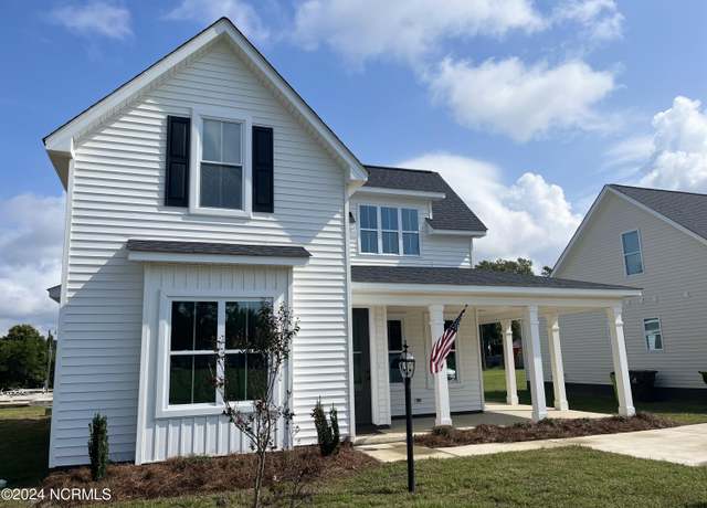 Property at 3842 W Wilson St, Farmville, NC 27828, 4 beds, 3 baths