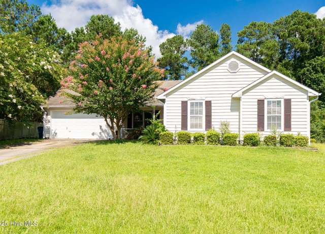 Property at 103 W Pebble Ct, Jacksonville, NC 28546, 2 beds, 2 baths