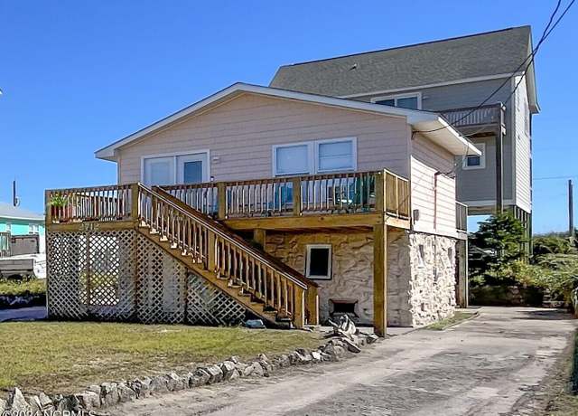 Property at 2712 Island Dr, North Topsail Beach, NC 28460, 2 beds, 1.5 baths