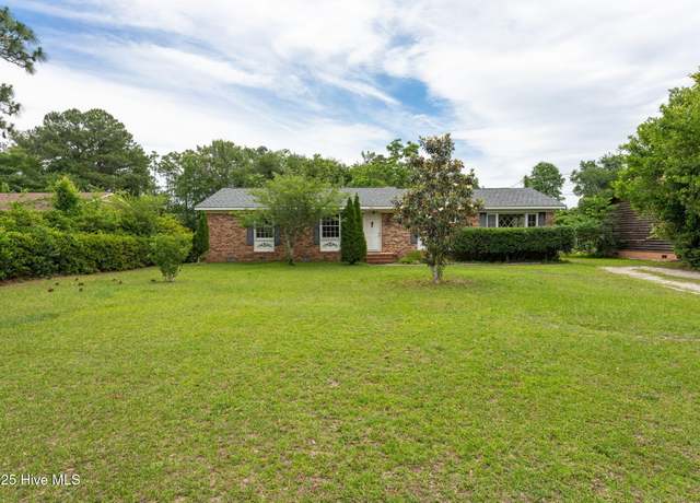 Property at 514 Mohican Trl, Wilmington, NC 28409, 3 beds, 2 baths