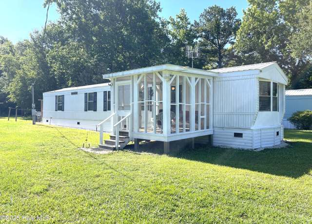 Property at 2529 Ocean Sound Cir SW, Supply, NC 28462, 3 beds, 2 baths