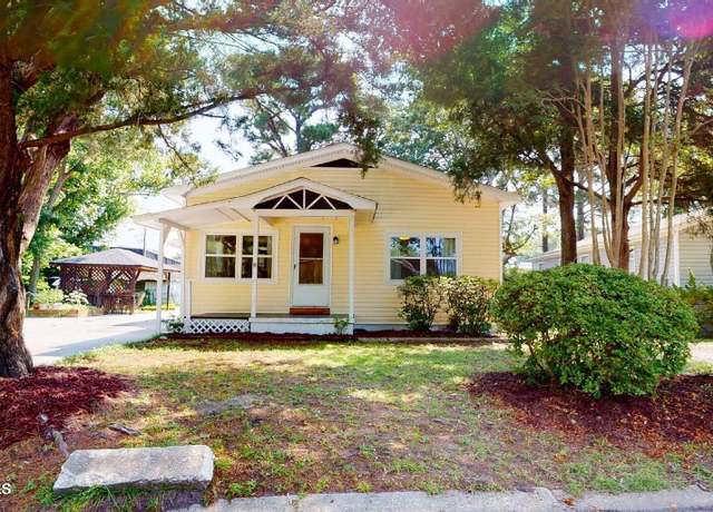 Property at 1941 Moss St, Wilmington, NC 28403, 3 beds, 1 bath