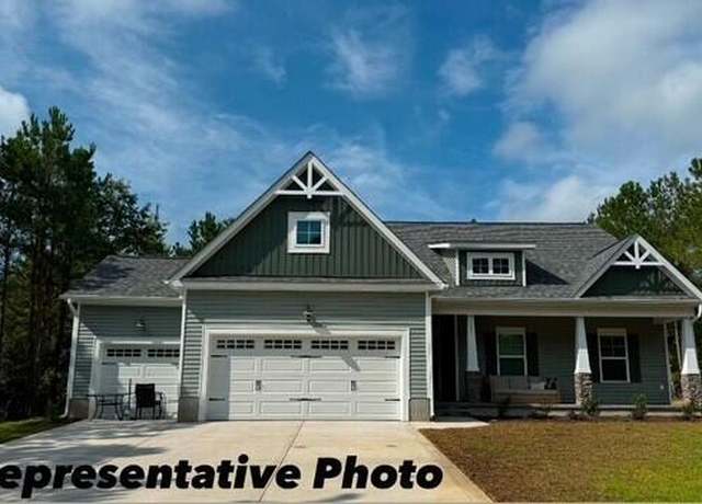 Property at 16160 Caddie Ct, Wagram, NC 28396, 3 beds, 2.5 baths