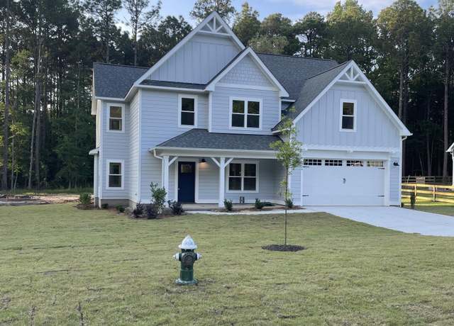 Property at 524 Belcroft Dr, Carthage, NC 28327, 4 beds, 3 baths
