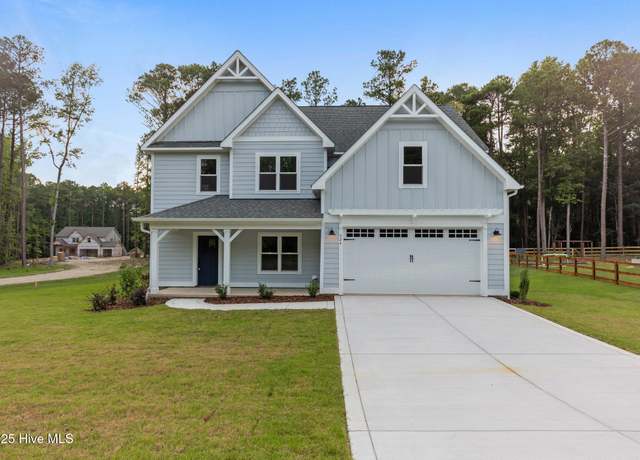Property at 524 Belcroft Dr, Carthage, NC 28327, 4 beds, 3 baths