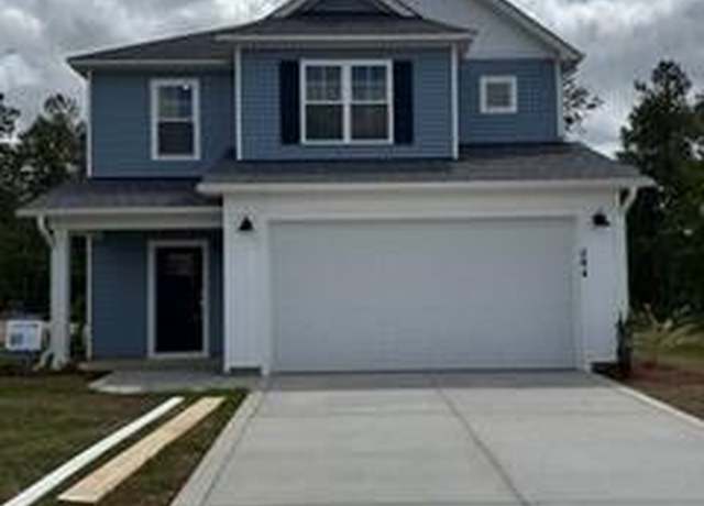Property at 294 Peeler Cir, Raeford, NC 28376, 3 beds, 2.5 baths