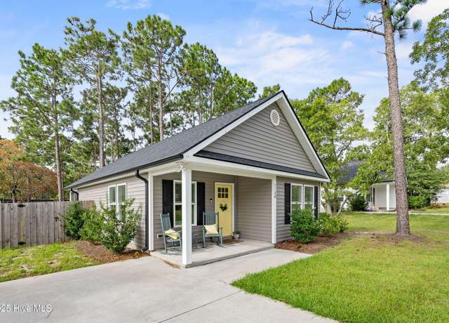 Property at 1138 Fifty Lakes Dr, Southport, NC 28461, 2 beds, 2 baths