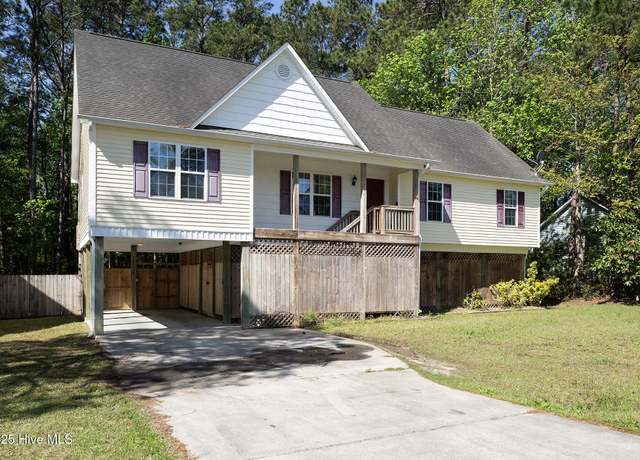 Property at 447 Motts Creek Rd, Wilmington, NC 28412, 5 beds, 3 baths