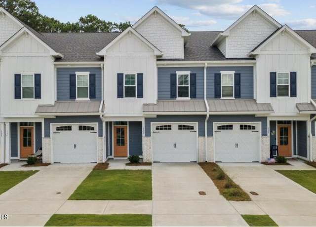 Property at 122 Blue Bill Way, Beaufort, NC 28516, 3 beds, 2.5 baths
