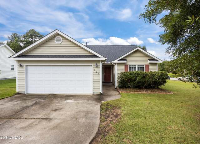 Property at 205 Sellhorn Blvd, New Bern, NC 28562, 3 beds, 2 baths