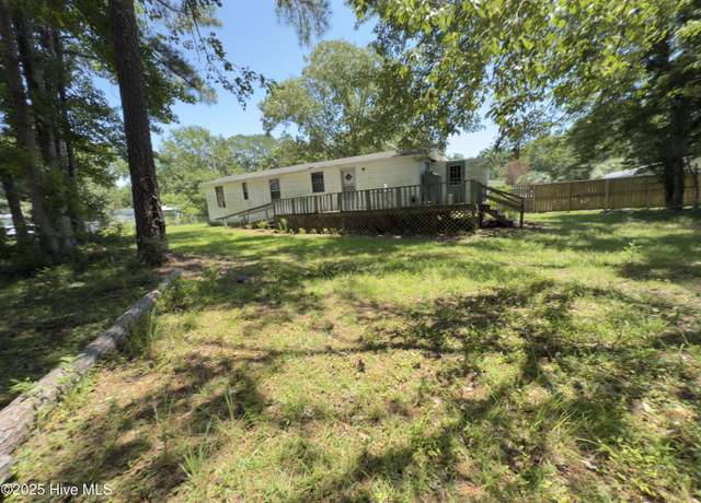 Property at 1135 Wilma Ave SW, Supply, NC 28462, 2 beds, 1 bath