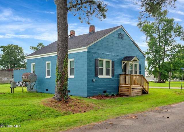 Property at 113 Snow Ave, Powellsville, NC 27967, 3 beds, 1 bath
