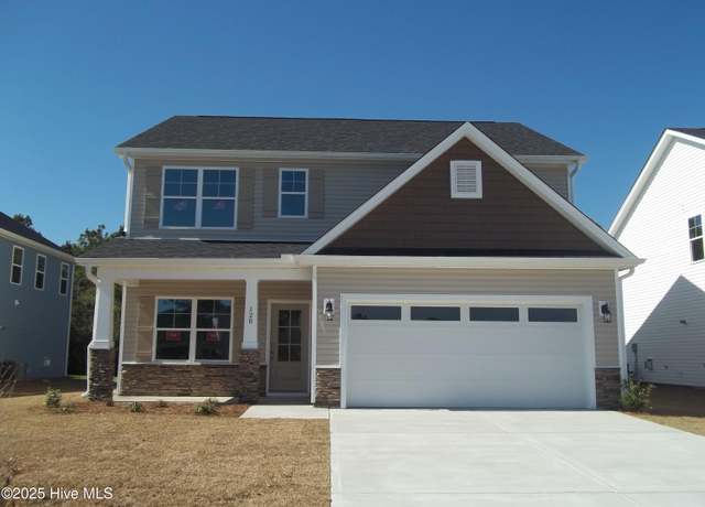 Property at 120 Paver Ln, Hampstead, NC 28443, 4 beds, 2.5 baths